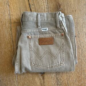 WRANGLER WILD WEST JEANS IN TAN SIZE 27